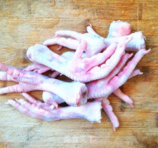 Pickled Pepper Chicken Feet recipe