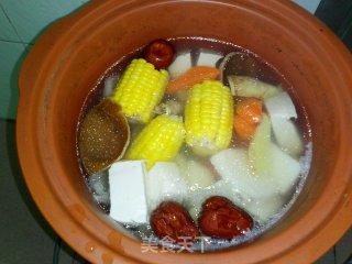 Corn, Carrot, Yam and Big Bone Soup recipe