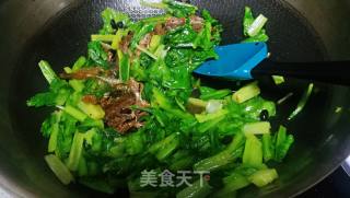 Lettuce with Tempeh and Dace in Oil recipe