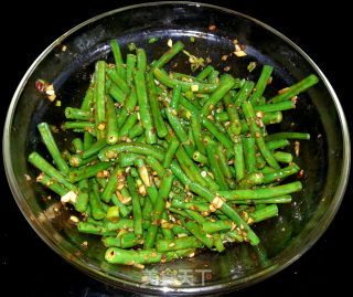 Sour and Spicy Cold Beans recipe