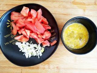 Homemade Noodles with Eggs and Persimmons recipe