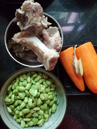 Pork Bone and Carrot Edamame Soup recipe