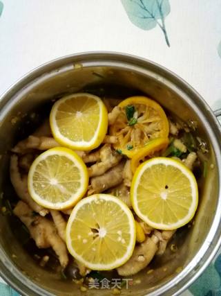 Lemon Passion Chicken Feet recipe