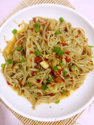 Stir-fried Enoki Mushroom with Chopped Pepper recipe