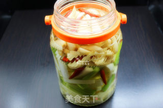 Hot and Sour Radish Sticks recipe
