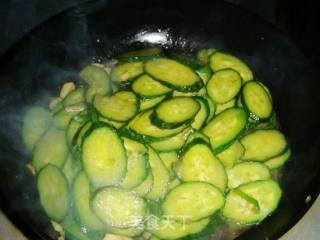 Scrambled Eggs with Cucumber recipe