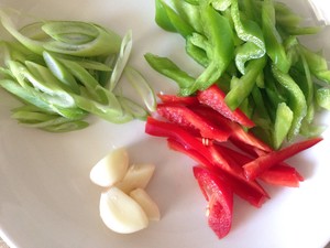 Stir-fried Potato Chips with Pork Belly recipe