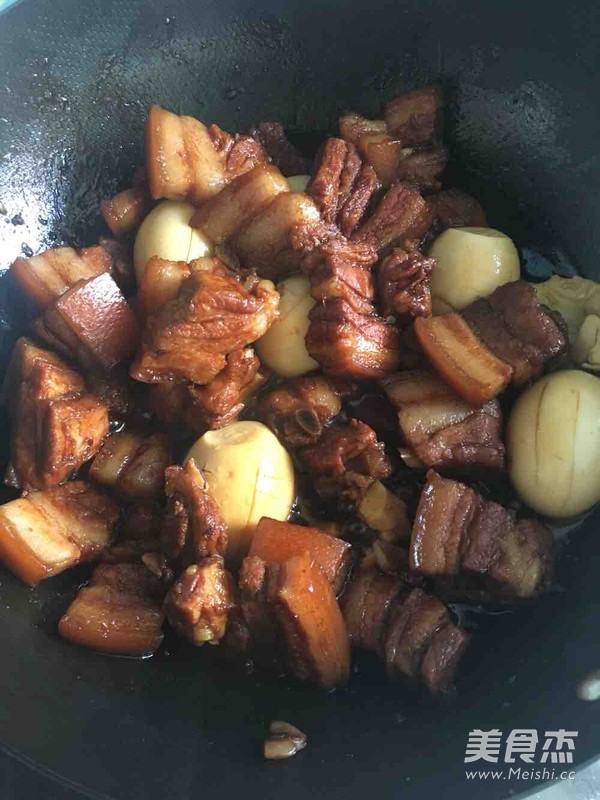 Braised Pork with Egg recipe