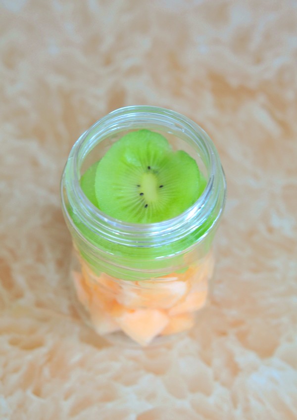 Kiwi Cantaloupe Juice recipe