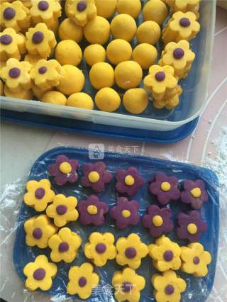 Sakura Coconut Milk Taro Balls recipe