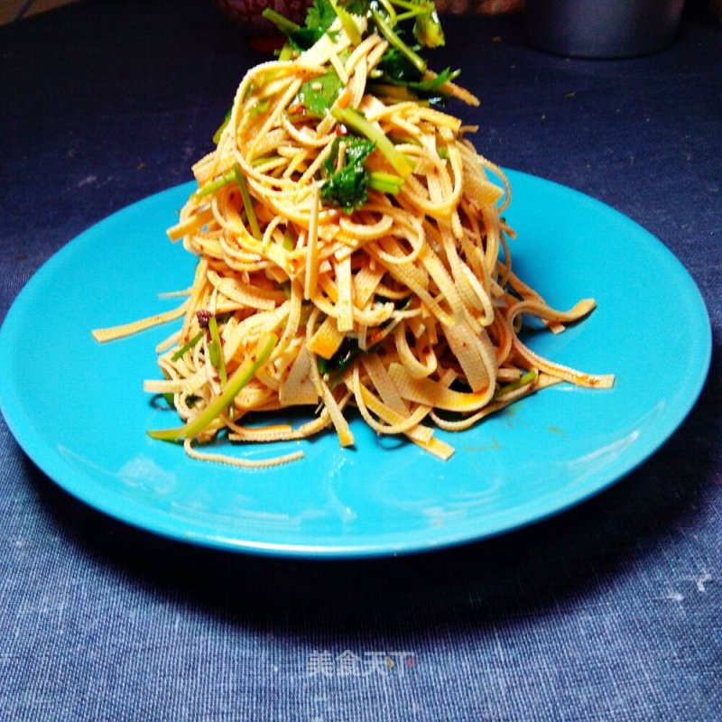 #妈妈的味#mixed with Dried Tofu Shreds recipe