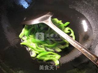 Stir-fried Pork Belly with Chives and Chives Sprouts recipe