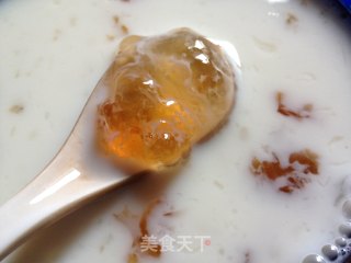 Peach Gum Milk Sago recipe
