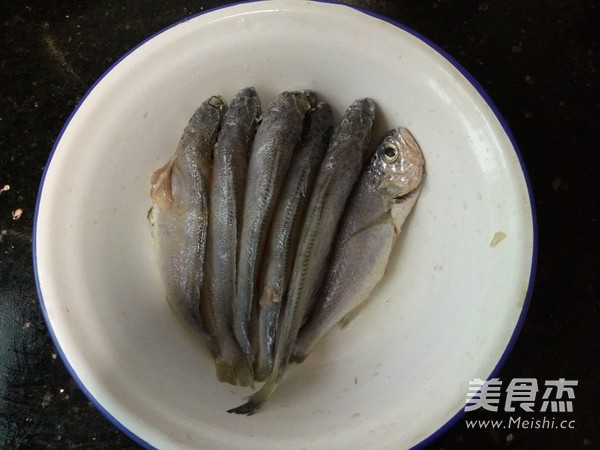 Secret Crispy Sweet and Sour Yellow Croaker recipe