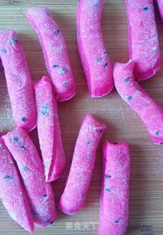 Pitaya Crispy Sesame Strips recipe