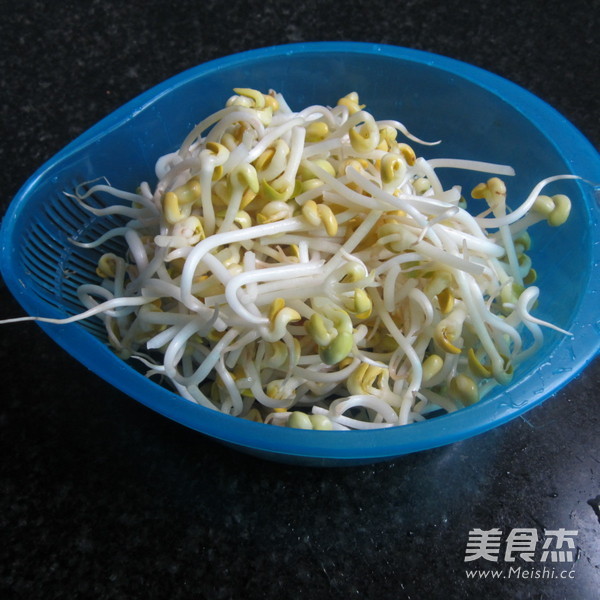 Fried Soybean Sprouts recipe