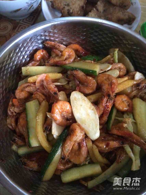 Homemade Spicy Stir-fried Shrimp recipe