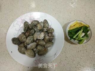 Wine-flavored Clams recipe