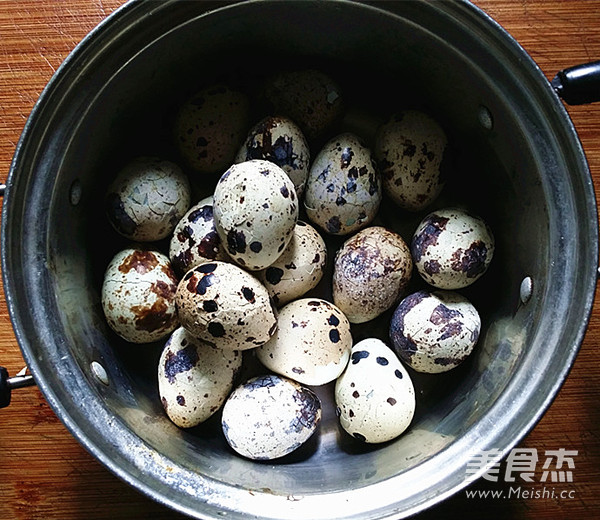 Spiced Quail Eggs recipe