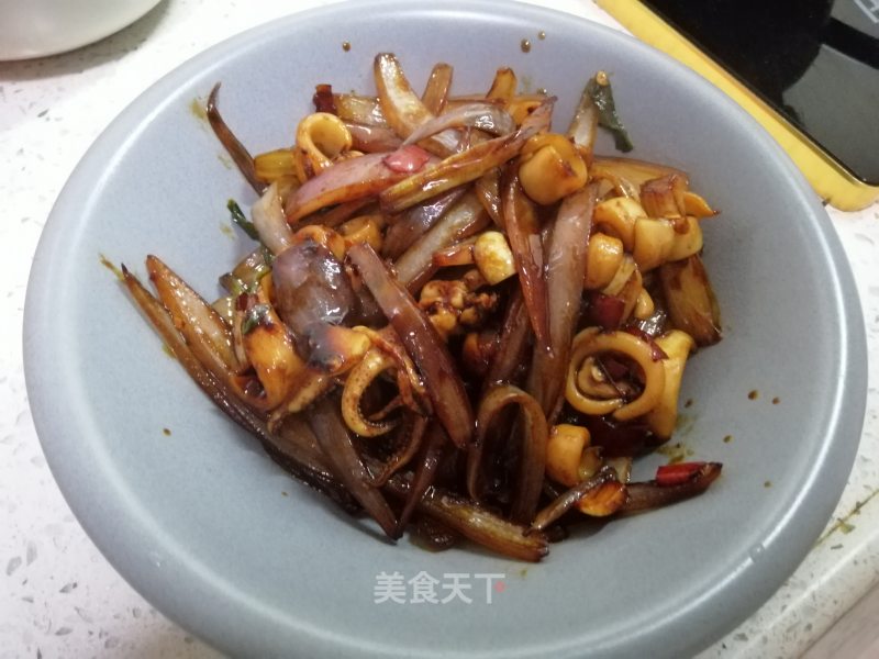 Fried Squid with Onion recipe
