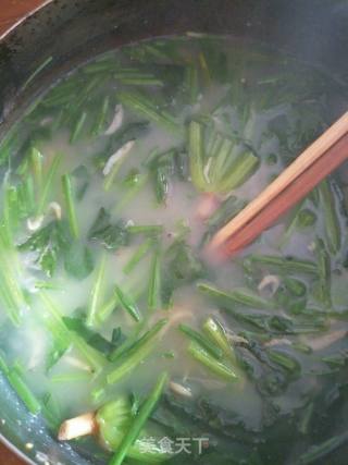 Spinach and Shrimp Skin Soup recipe