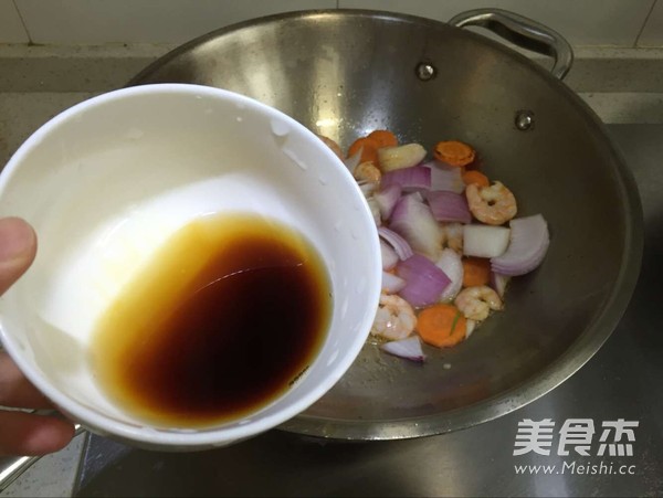 Carrots and Shrimp Stir-fry recipe