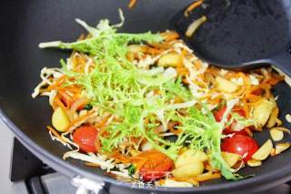 [fried Salmon with Sauce and Vegetables] recipe