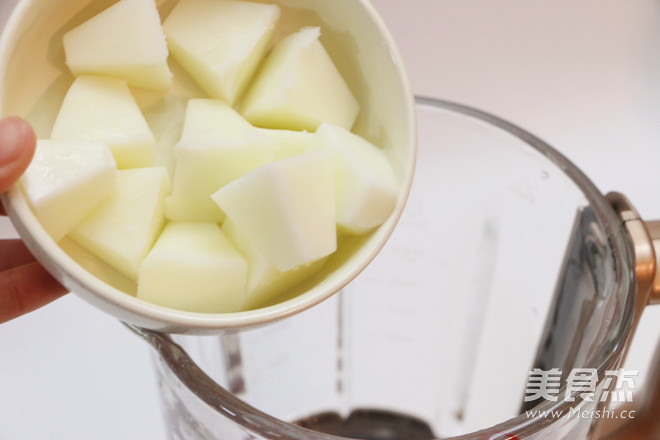 Mango Yogurt Smoothie recipe
