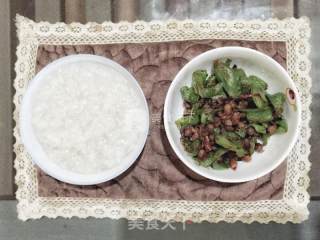 Food to Accompany The Post-holiday Porridge: Small Stir-fried Laba Beans recipe