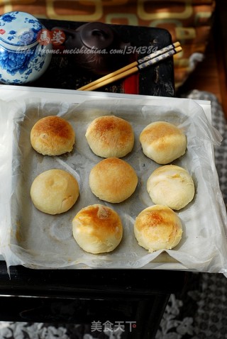 Reappearing Childhood Memories-old-fashioned Rock Candy Sesame Moon Cakes recipe