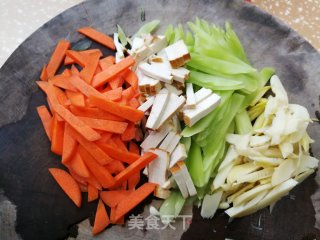 Fresh Vegetable Noodles recipe