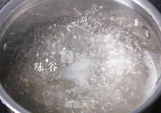 Cough Chuanbei Snow Pear Porridge recipe