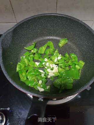 Scrambled Eggs with Wrinkled Pepper recipe