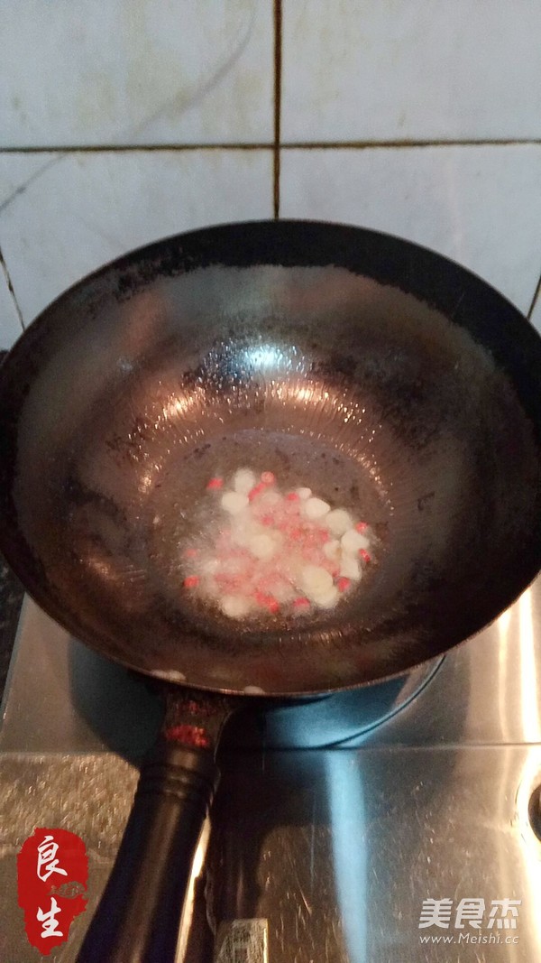 Stir-fried Sour Cowpea with Rice Killer Minced Pork recipe