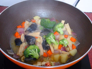Black-bone Chicken Stewed Yuba Soup recipe