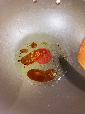 The Delicious Yellow Chicken Stew that Exploded in Place recipe