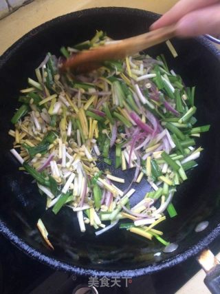 Stir-fried Niuhe recipe