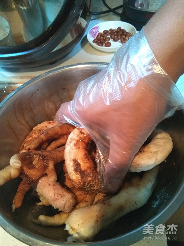 Sauce Chicken Feet and Chicken Neck recipe