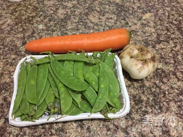 Fried Lily with Snow Peas recipe