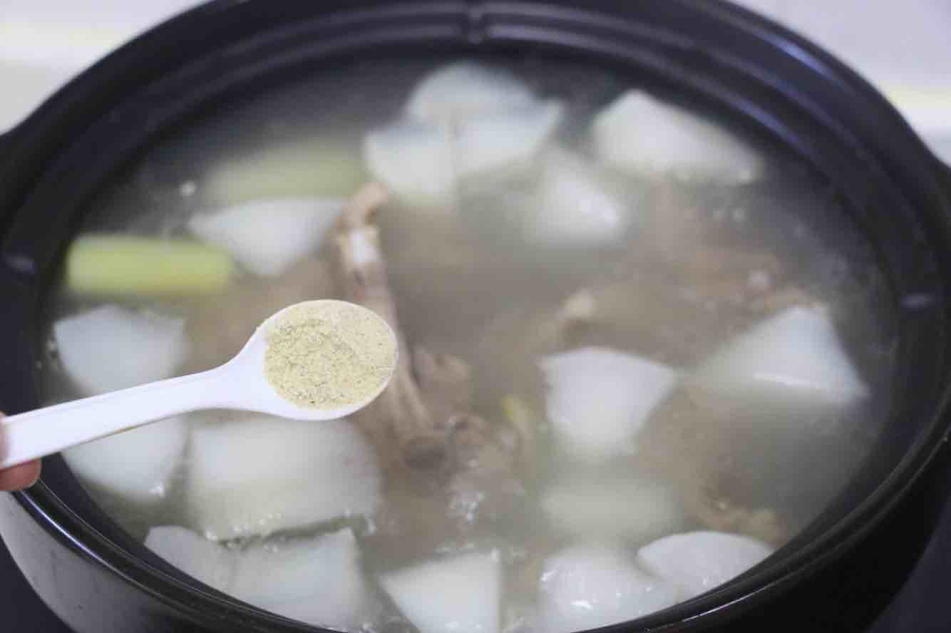 Lamb Soup with Radish recipe