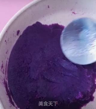 Yam and Purple Sweet Potato Roll recipe
