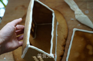 Gingerbread House (a House Built Every Christmas) recipe