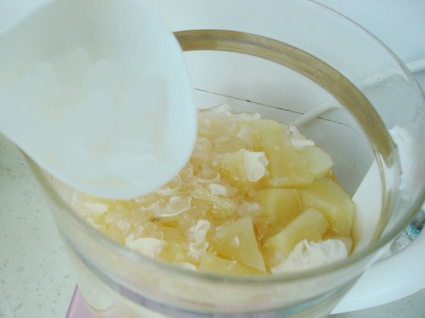 Apple Tremella Soup recipe
