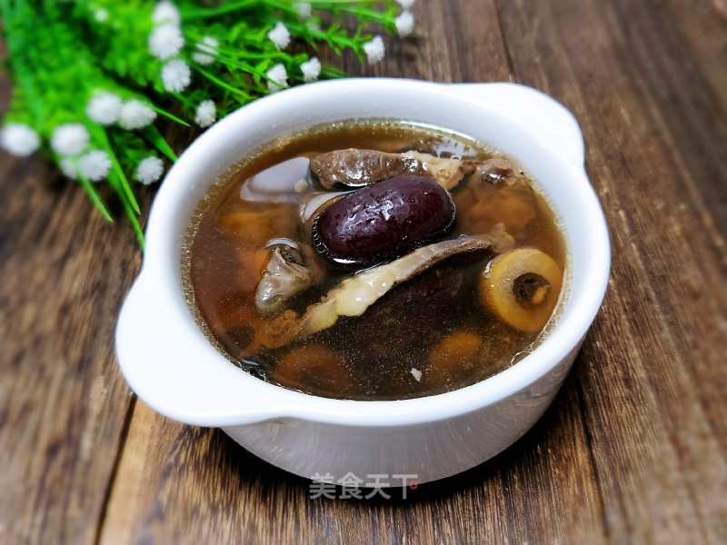 Stewed Pork Heart Soup with Olive Tangerine Peel recipe