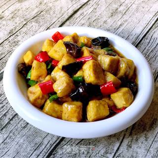 Stir-fried Tofu with Soy Sauce recipe