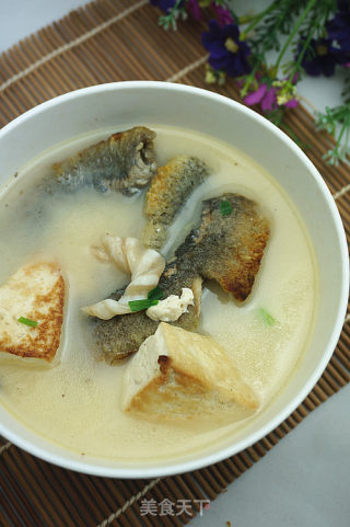 Tofu Loach Soup recipe