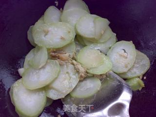 Stir-fried Zucchini with Pepper and Rot recipe