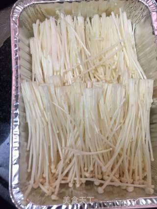Roasted Enoki Mushrooms with Garlic recipe