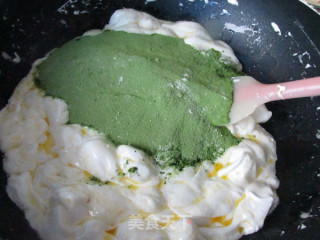 Matcha Snow Crisp recipe