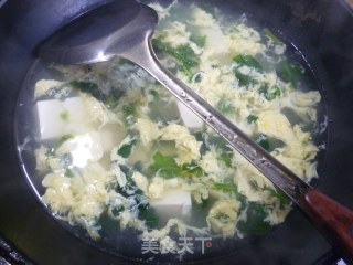 Vegetable Core Dried Egg Tofu Soup recipe